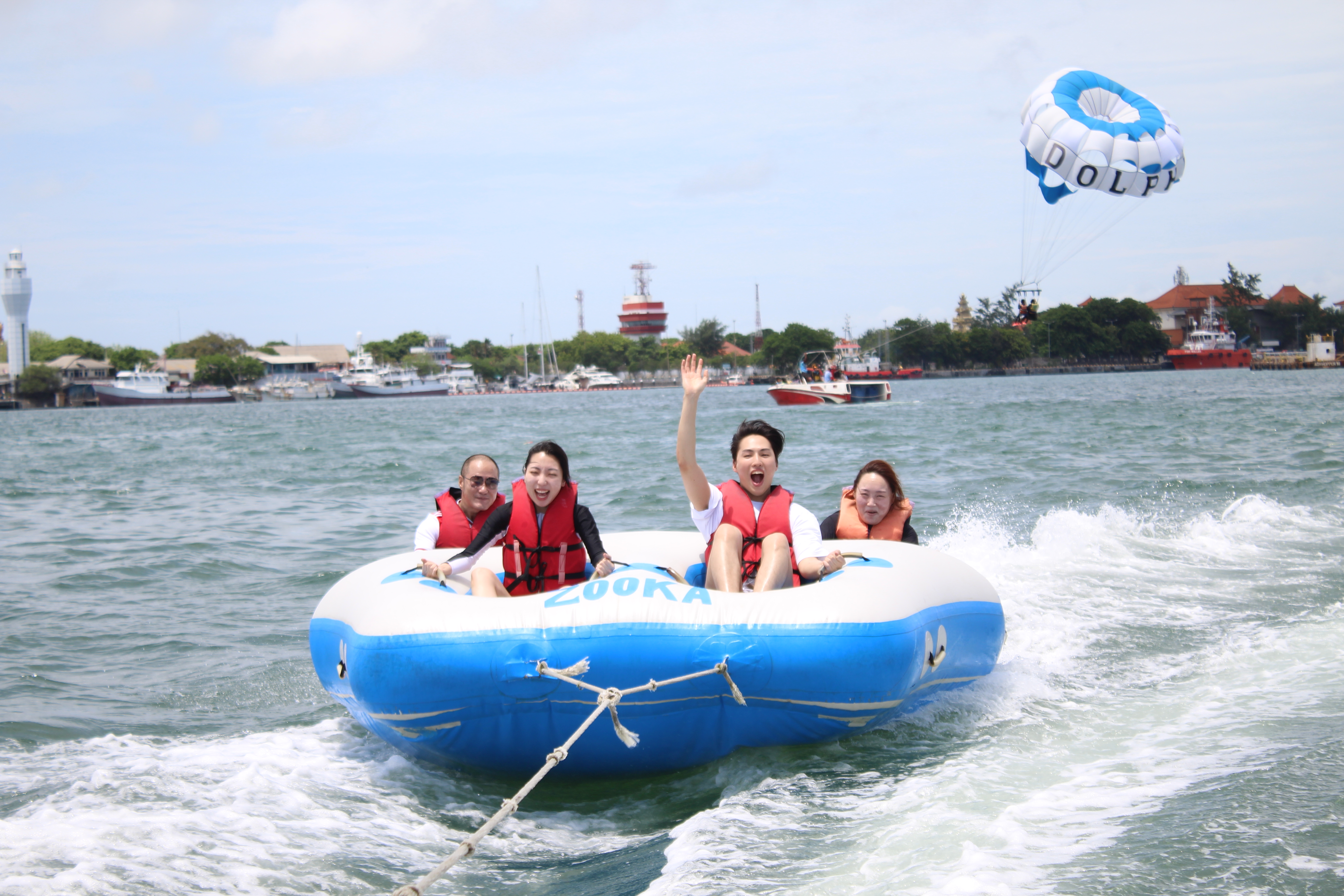 DONUT BOAT